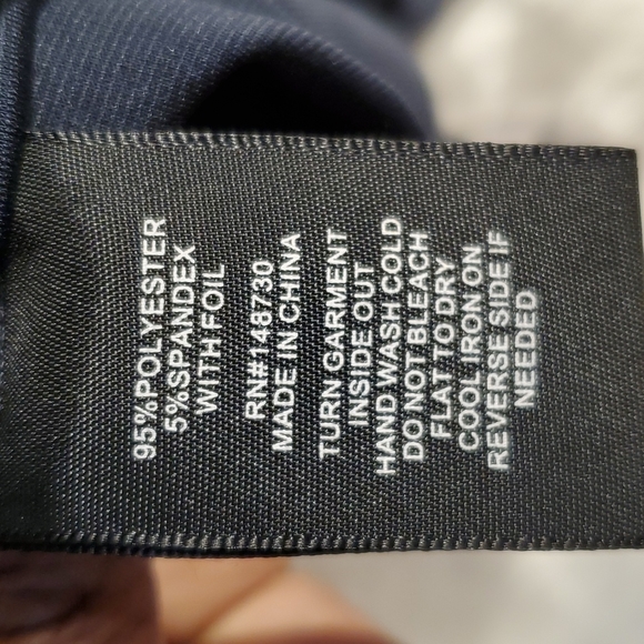 Beige By Eci Sz 4 Floral with Metallic  looking flowers. BEAUTIFUL  dress - Picture 13 of 15